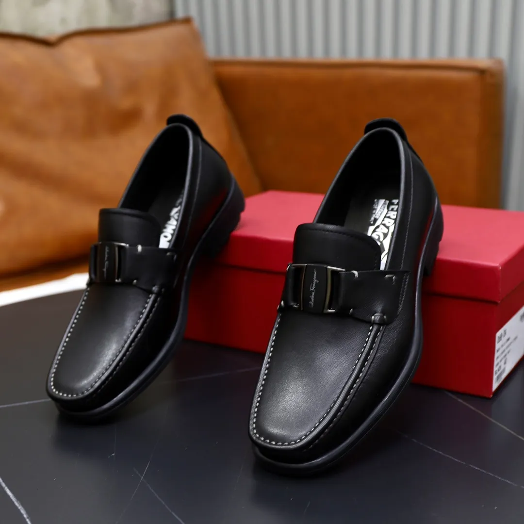 Men's shoes: 270🙅‍♂️🙅‍♂️🙅‍♂️Niuli Brand: Ferragamo Standard code: Men's code 38/44 (45 customized) Grade: Same as the official website Material: Original imported cowhide leather lining Original wear-resistant lightweight outsole Style category: Men's casual slip-on shoes Distinguished luxury brand elements top luxury Color: Actual picture color